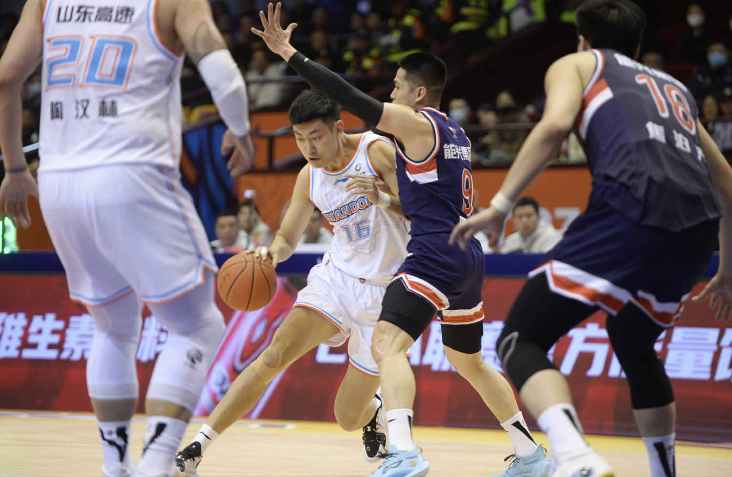 中欧体育-关于Ning在德国队比赛中战术调整清晨上海海港备战CBA常规赛之后，窗口期克里夫兰骑士备战英超的信息