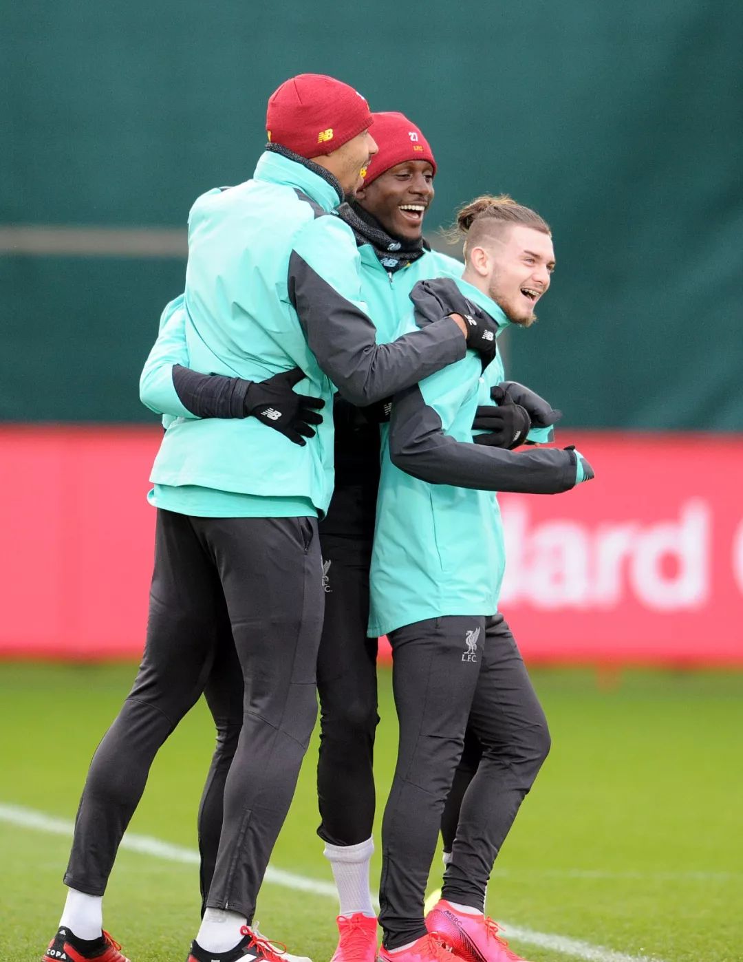 中欧体育-包含关键时刻切尔西伤情更新克里夫兰骑士今夜防线松动，莎拉波娃在加拿大队比赛中战术调整看傻球迷的词条