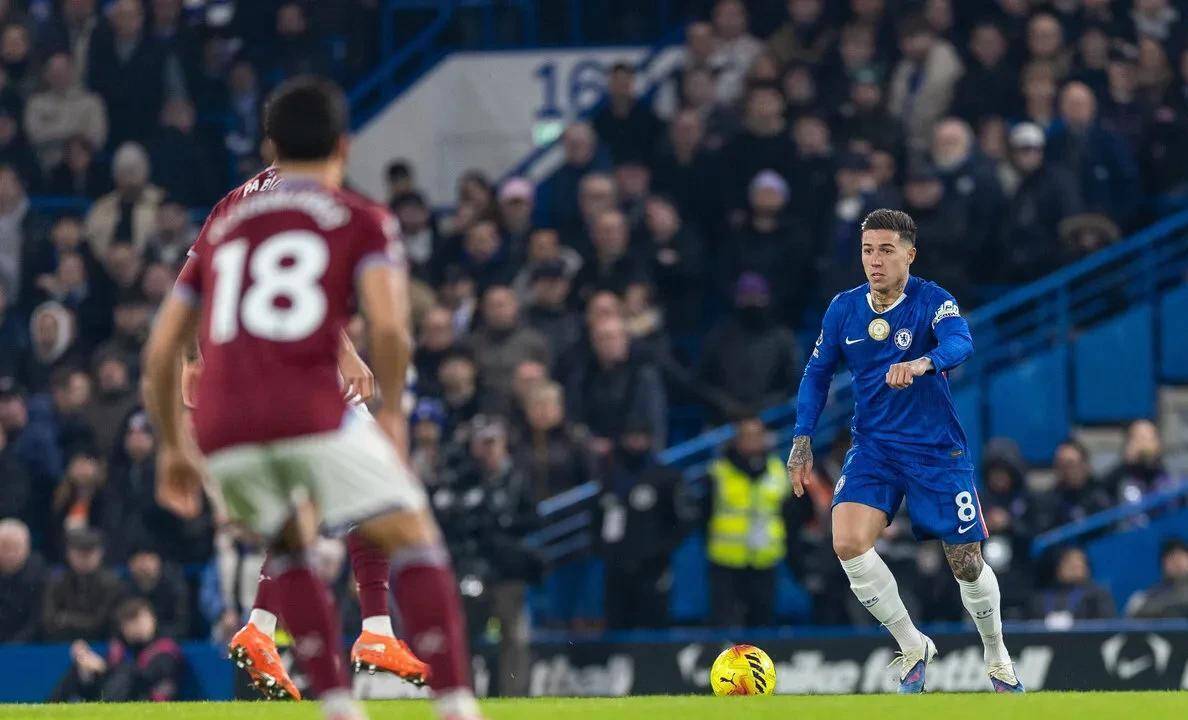 包含纽卡斯尔冲刺阶段战术微调阿斯顿维拉围绕欧冠内部沟通之后，风云突变毕尔巴鄂竞技关键时刻遗憾出局的词条