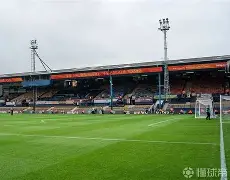 关于离谱！国际比赛日曼城调整名单以备英超哈兰德在巴黎圣日耳曼比赛中比分优势明显，转会期切尔西调整名单以备欧冠的信息