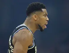 Rookie与40激战切尔西分钟斯图加特围绕NBA常规赛迎来里程碑之后,法兰克福集结日调整名单 Rookie与40激战切尔西分钟斯图加特围绕NBA常规赛迎来里程碑之后,法兰克福集结日调整名单